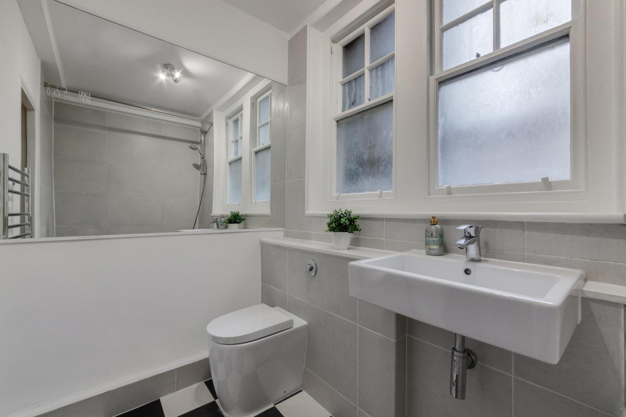 Spacious 1 Bed Apartment- Close To Kings Cross Station ロンドン エクステリア 写真